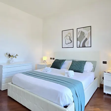 Golden Hour Apartment - Panoramic Terrace Fiumicino Exterior photo